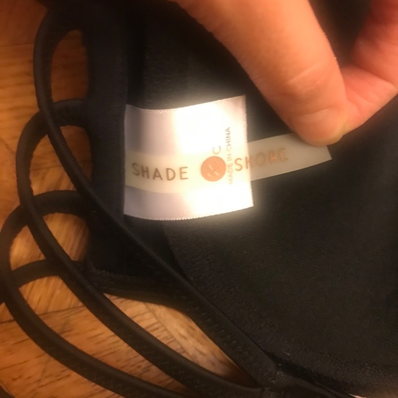 Shade & Shore Black Bikini Top, Fully Lined, Underwire, Neck Tie, Strapless. - Picture 5 of 9